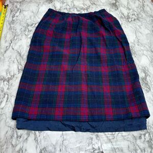 Pendleton vintage plaid Skirt pure Wool navy red blue 26 waist Flaw- liner